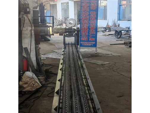 給遼寧錦州北方鐵道機(jī)車(chē)車(chē)輛配件制造有限公司做的傳送帶輸送機(jī)完工發(fā)貨
